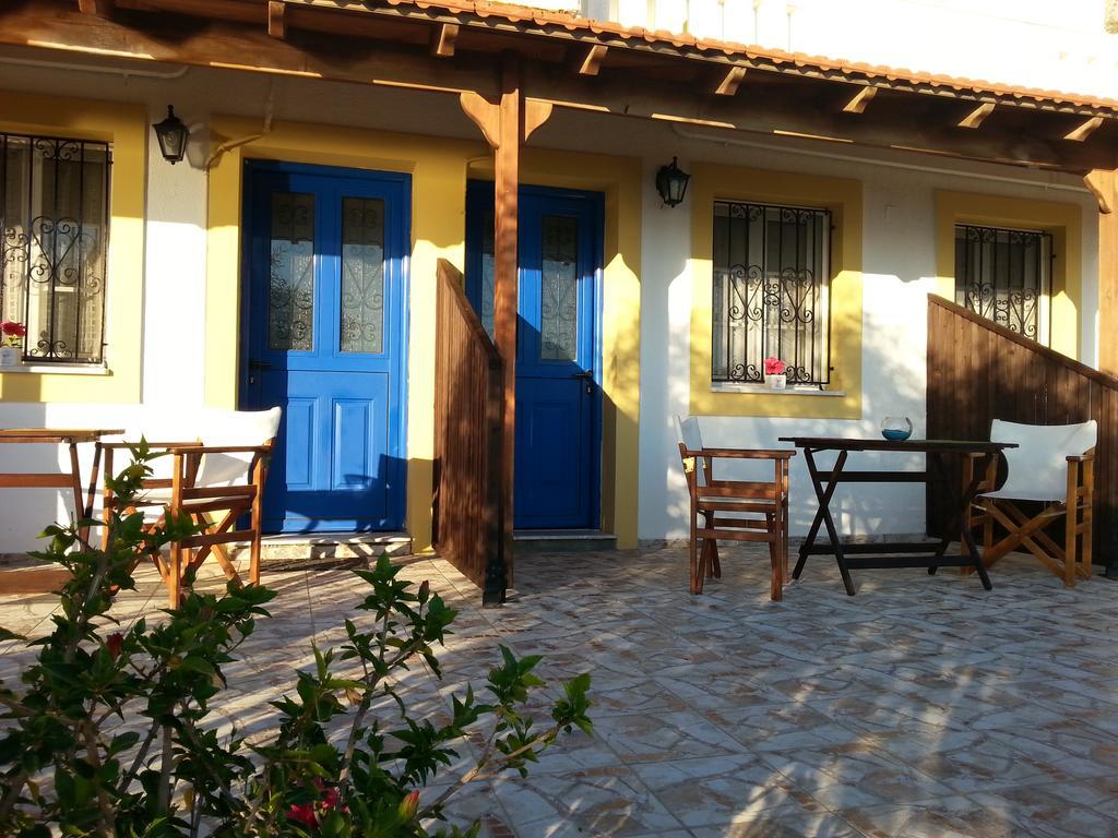 Panormitis Pizanias Houses Skaliá Exterior photo