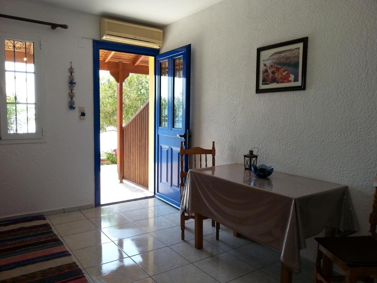 Panormitis Pizanias Houses Skaliá Exterior photo